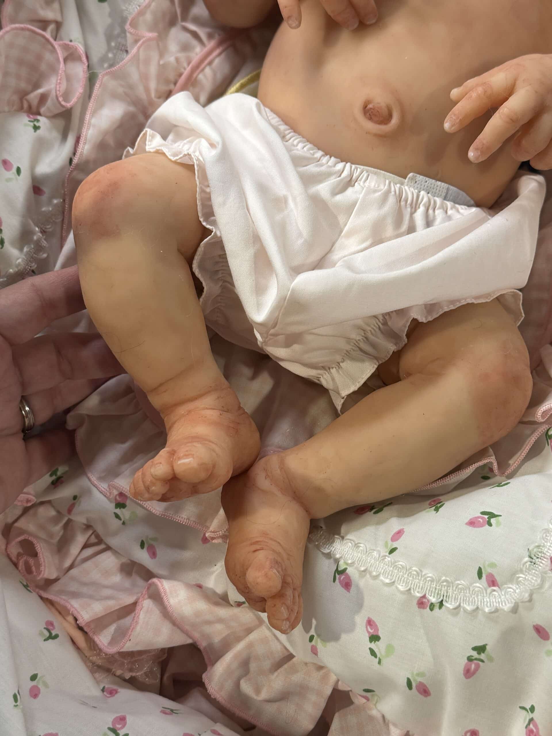 Full Body Silicone Willow Hannah Awake #8/20(2013)