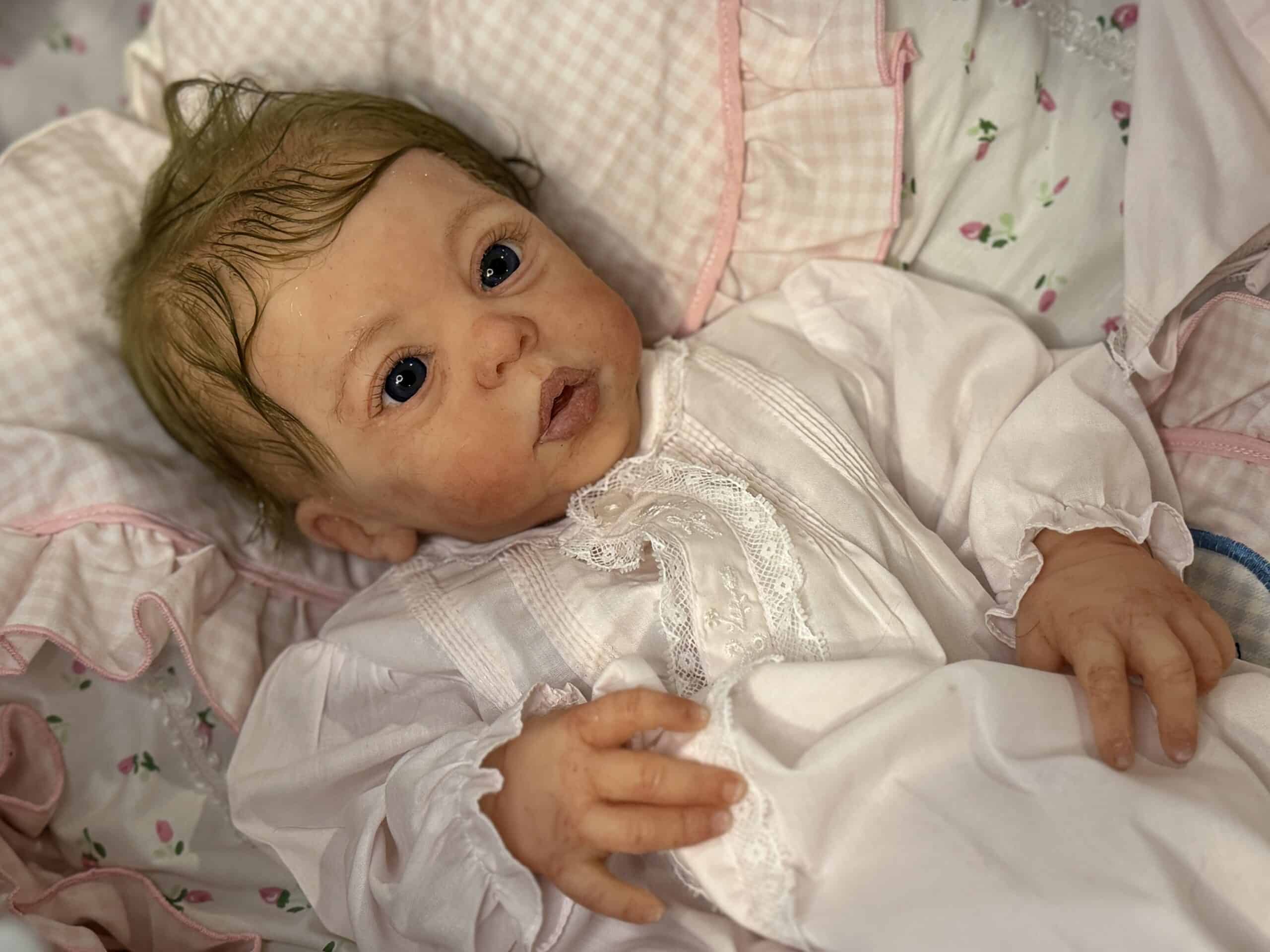 Full Body Silicone Willow Hannah Awake #8/20(2013)